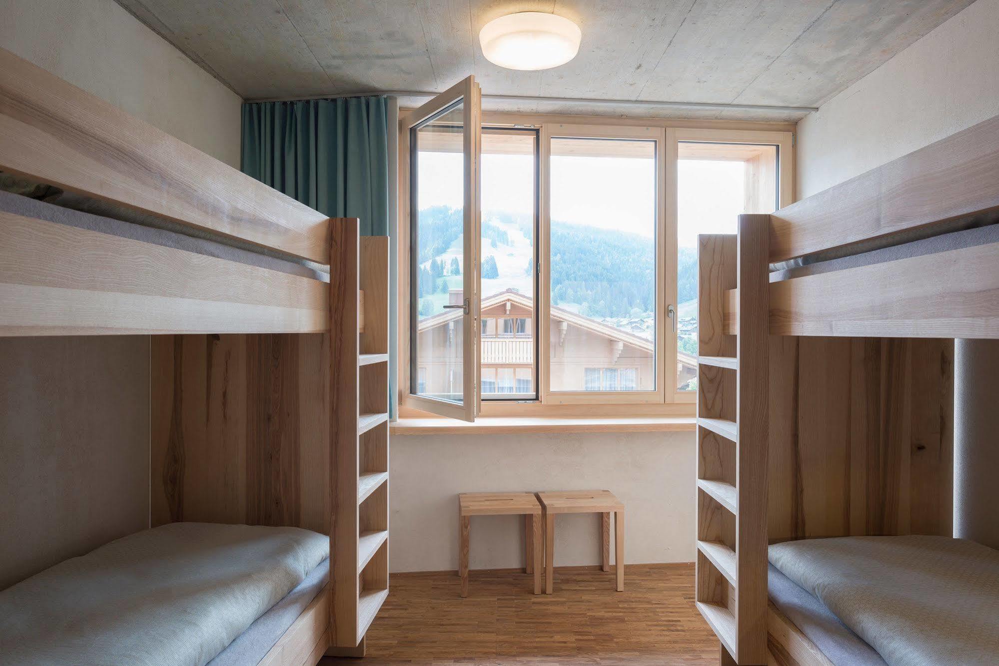 Gstaad Youth Hostel Saanen