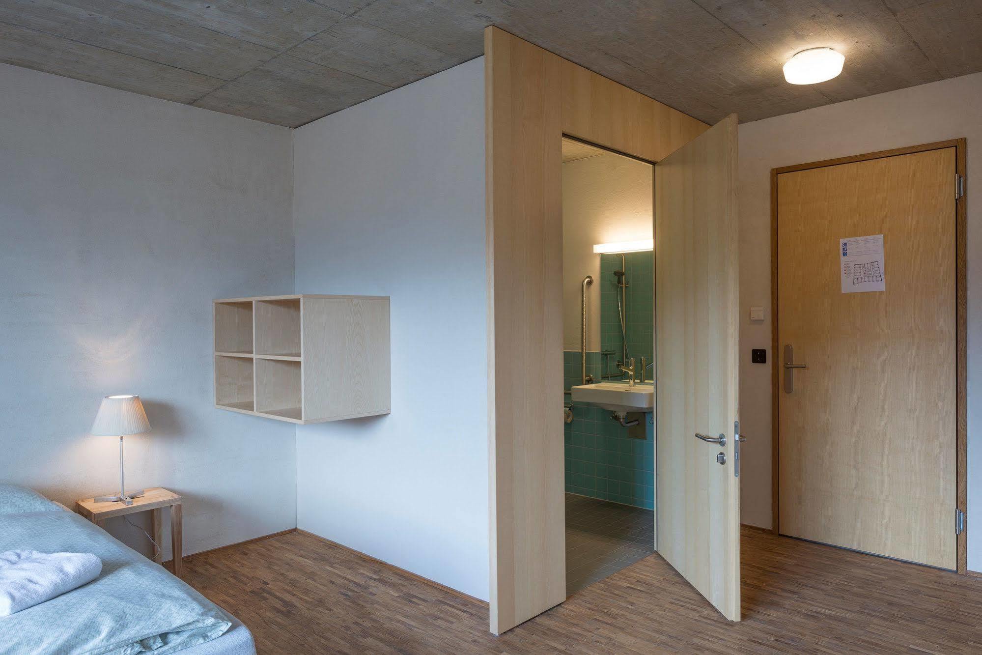 Hostel Gstaad Youth *
